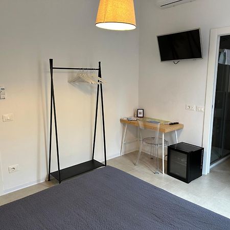 San Martino Rooms Third Floor No Lift ลาสเปเซีย ภายนอก รูปภาพ