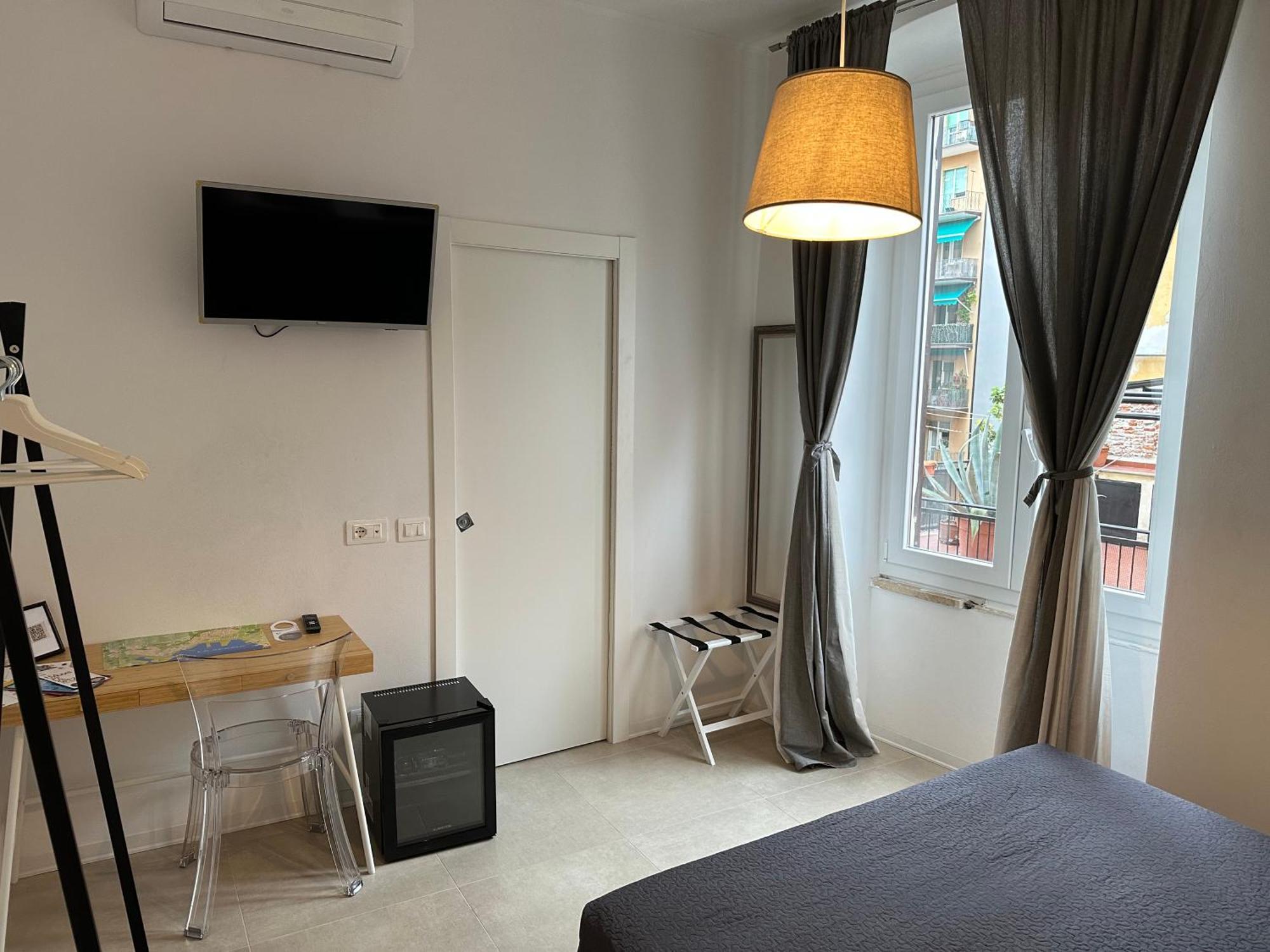 San Martino Rooms Third Floor No Lift ลาสเปเซีย ภายนอก รูปภาพ